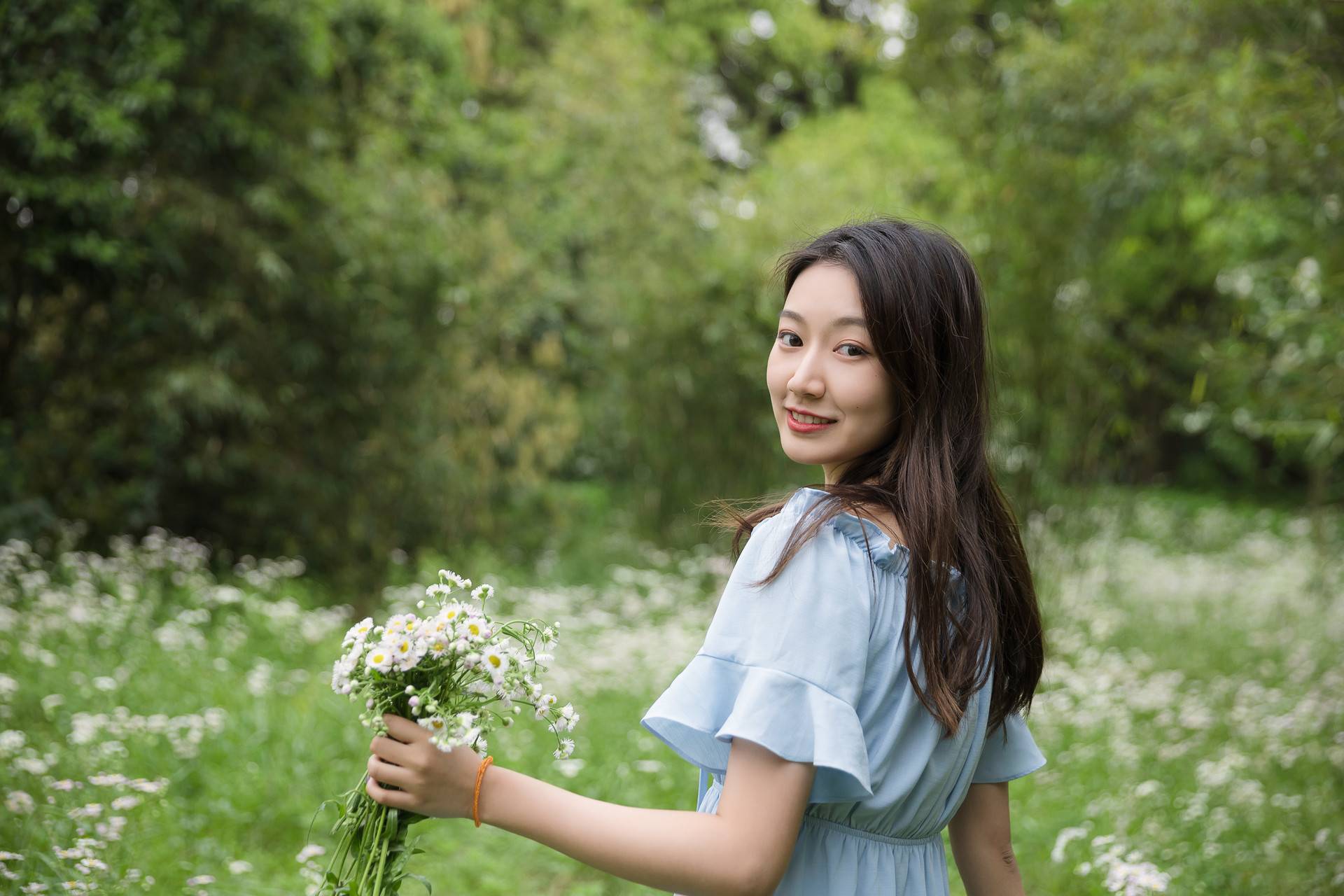 如何表白低调而又浪漫(怎么给女孩子表白会浪漫一点)